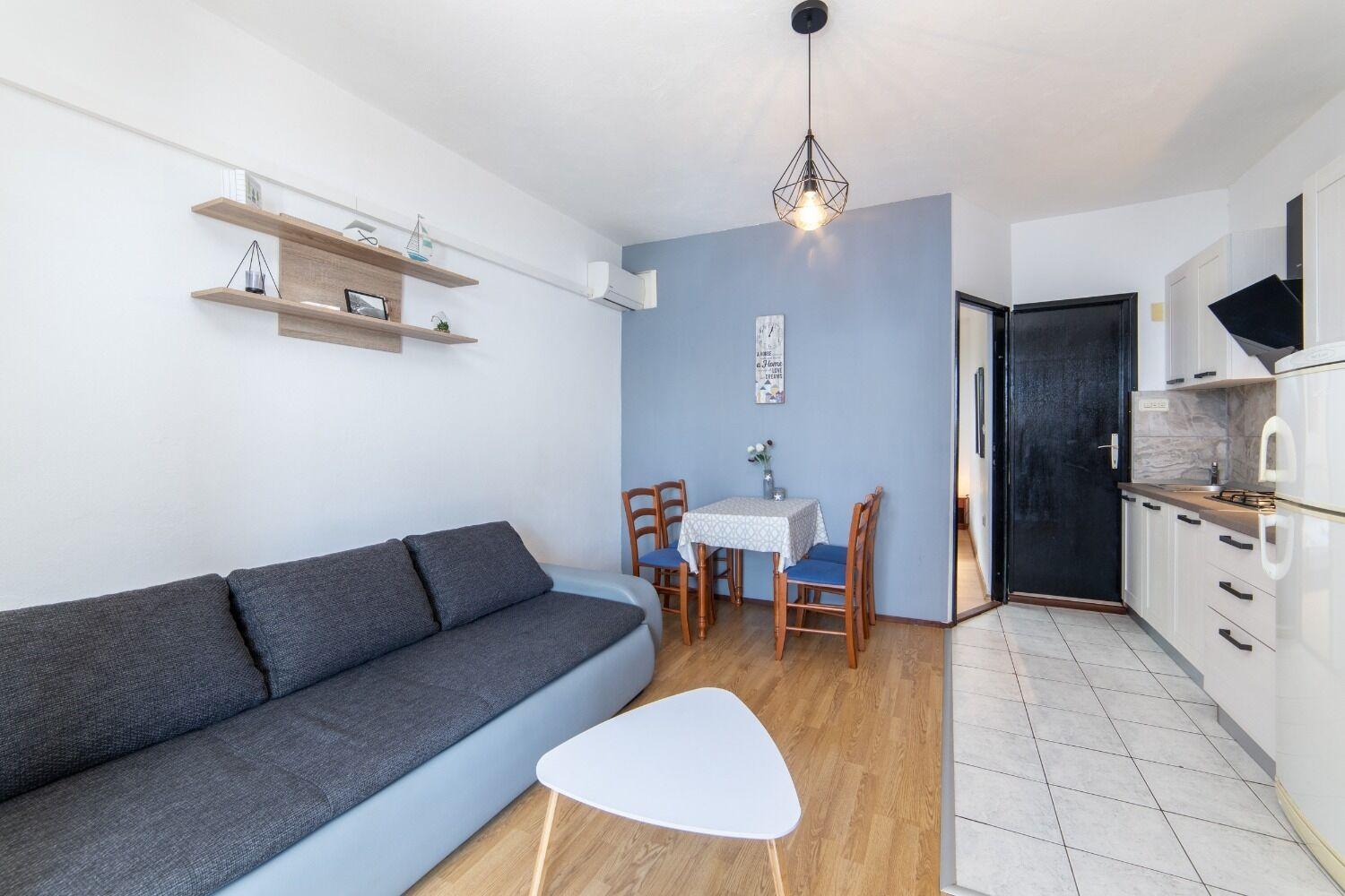 Apartments More Apartment Brist